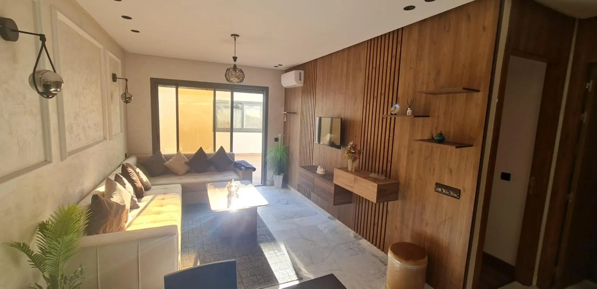 Super High 12 Standing Studio At Maarif Casablanca 0*,
